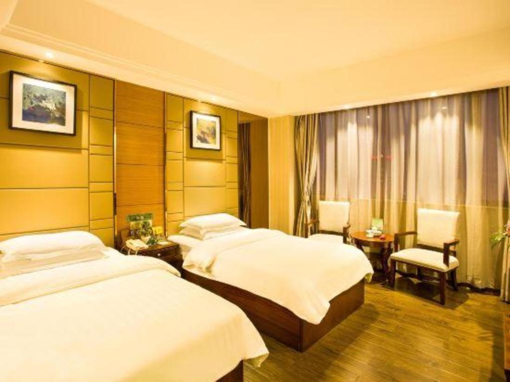 Greentree Inn Guangdong Jieyang Bus Terminal Station Ronghua Avenue Business Hotel Exteriér fotografie