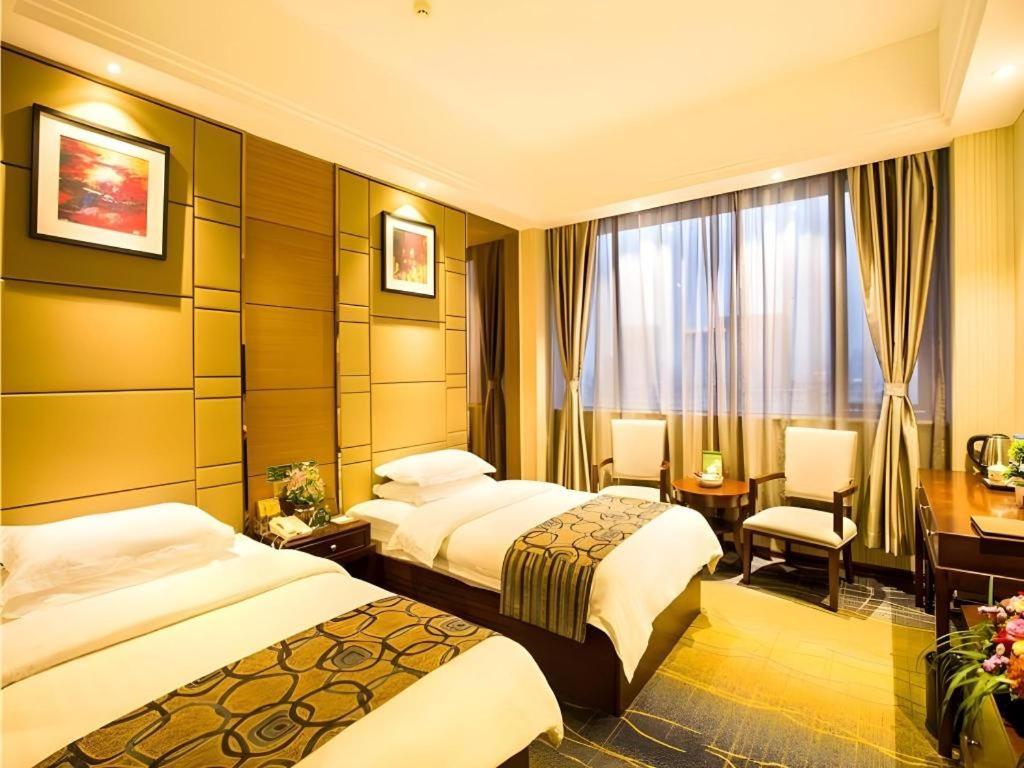 Greentree Inn Guangdong Jieyang Bus Terminal Station Ronghua Avenue Business Hotel Exteriér fotografie