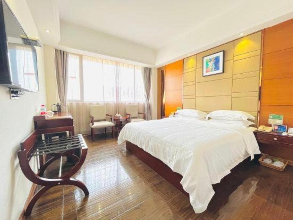 Greentree Inn Guangdong Jieyang Bus Terminal Station Ronghua Avenue Business Hotel Exteriér fotografie