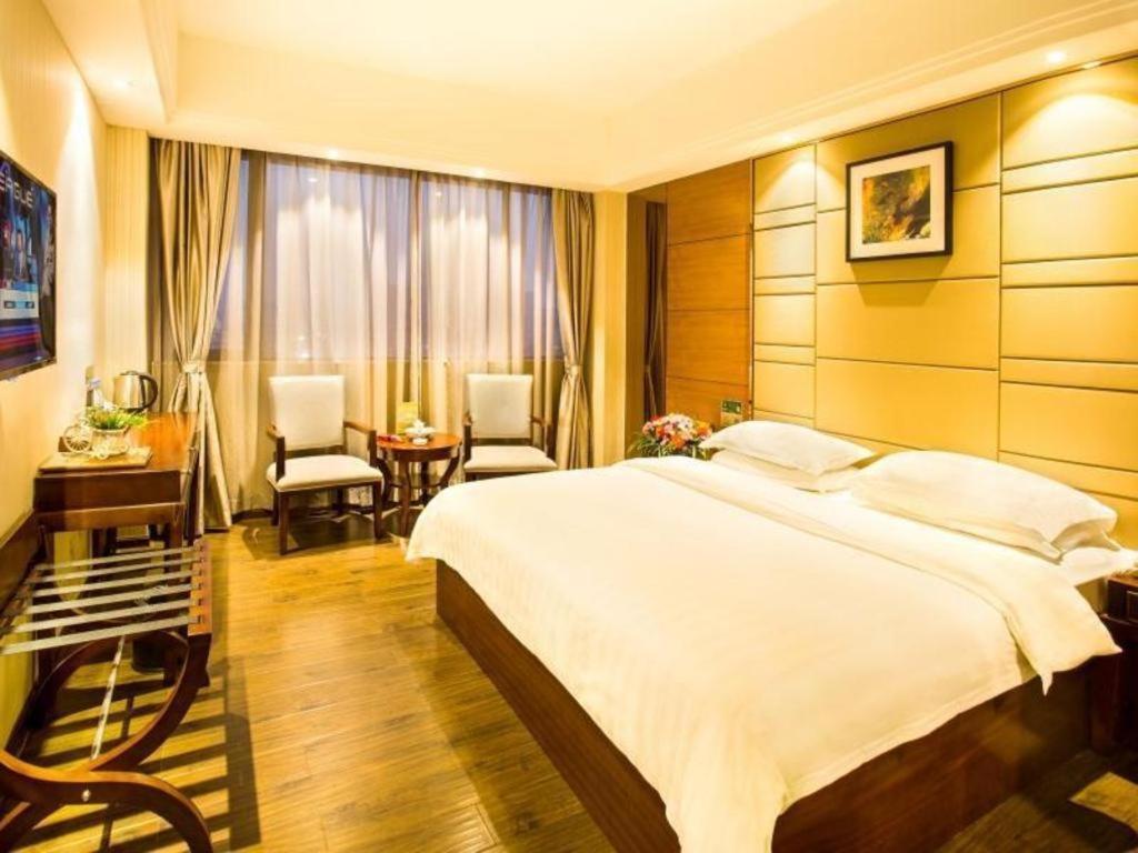 Greentree Inn Guangdong Jieyang Bus Terminal Station Ronghua Avenue Business Hotel Exteriér fotografie