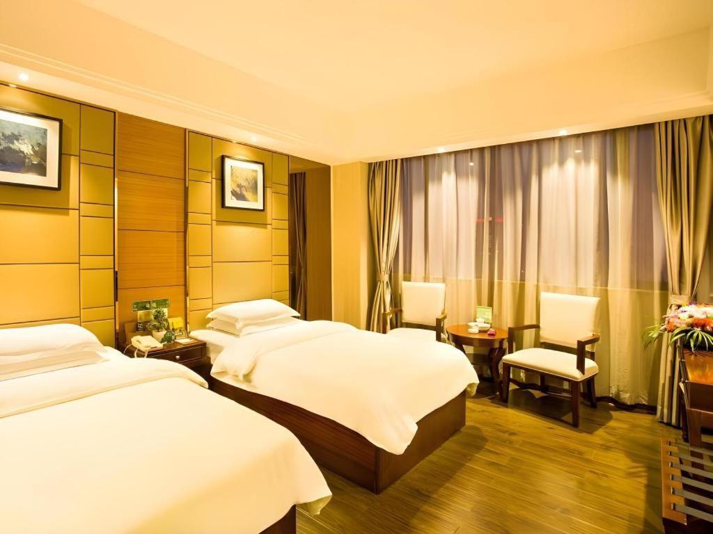 Greentree Inn Guangdong Jieyang Bus Terminal Station Ronghua Avenue Business Hotel Exteriér fotografie