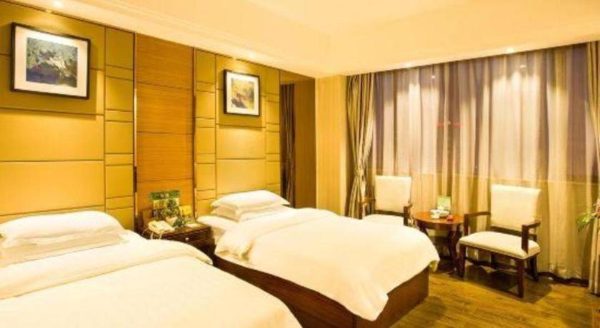 Greentree Inn Guangdong Jieyang Bus Terminal Station Ronghua Avenue Business Hotel Exteriér fotografie