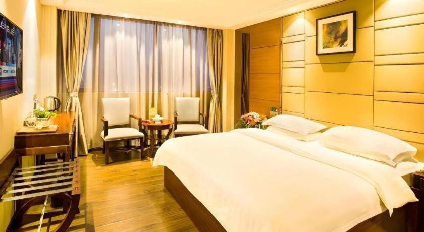 Greentree Inn Guangdong Jieyang Bus Terminal Station Ronghua Avenue Business Hotel Exteriér fotografie