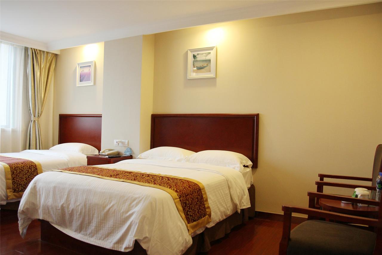 Greentree Inn Guangdong Jieyang Bus Terminal Station Ronghua Avenue Business Hotel Exteriér fotografie